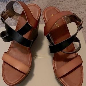 Strappy Brown/Black Wedge Heel Sandal